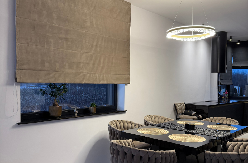 Rolety materiałowe do kuchni i jadalni – komfort i styl na co dzień